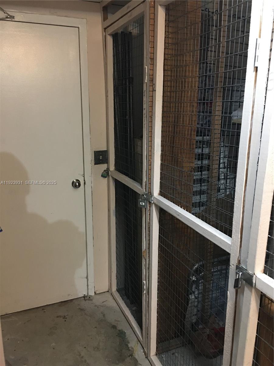 3800 N Hills Dr #206 Hollywood, FL 33021