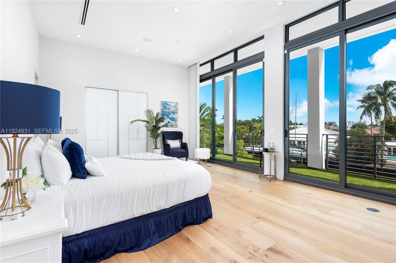 2700 NE 18th St Fort Lauderdale, FL 33305