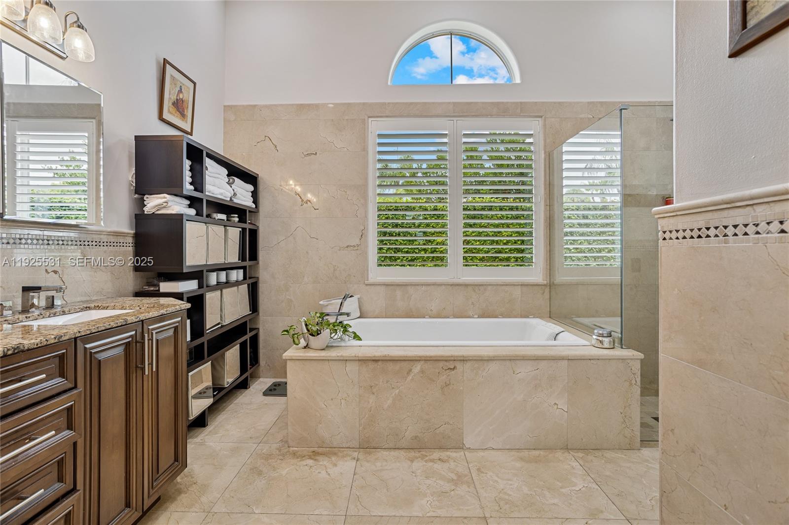 2706 Oakmont Weston, FL 33332