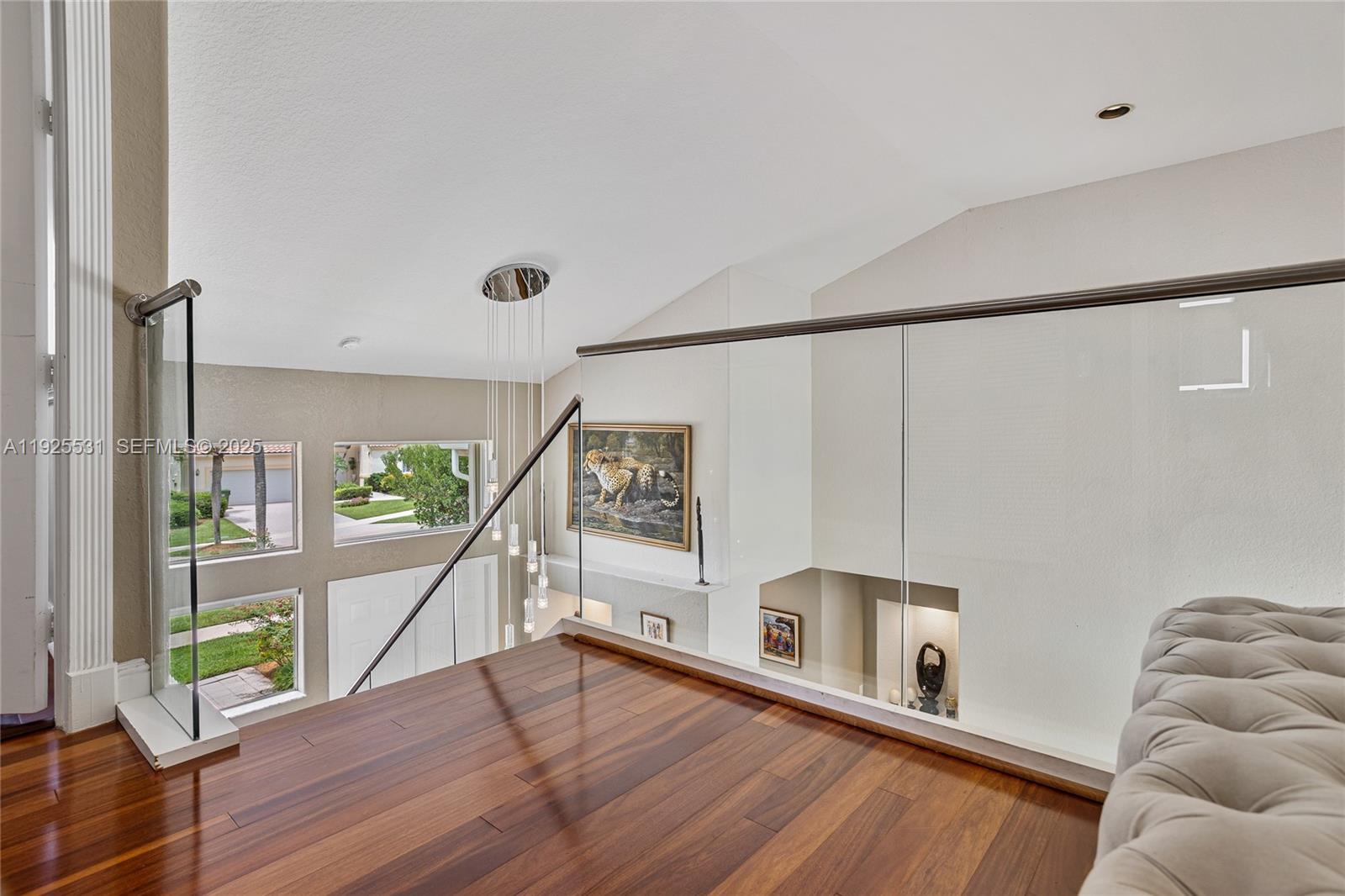 2706 Oakmont Weston, FL 33332