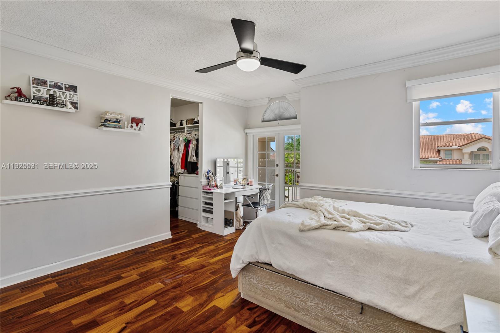 2706 Oakmont Weston, FL 33332