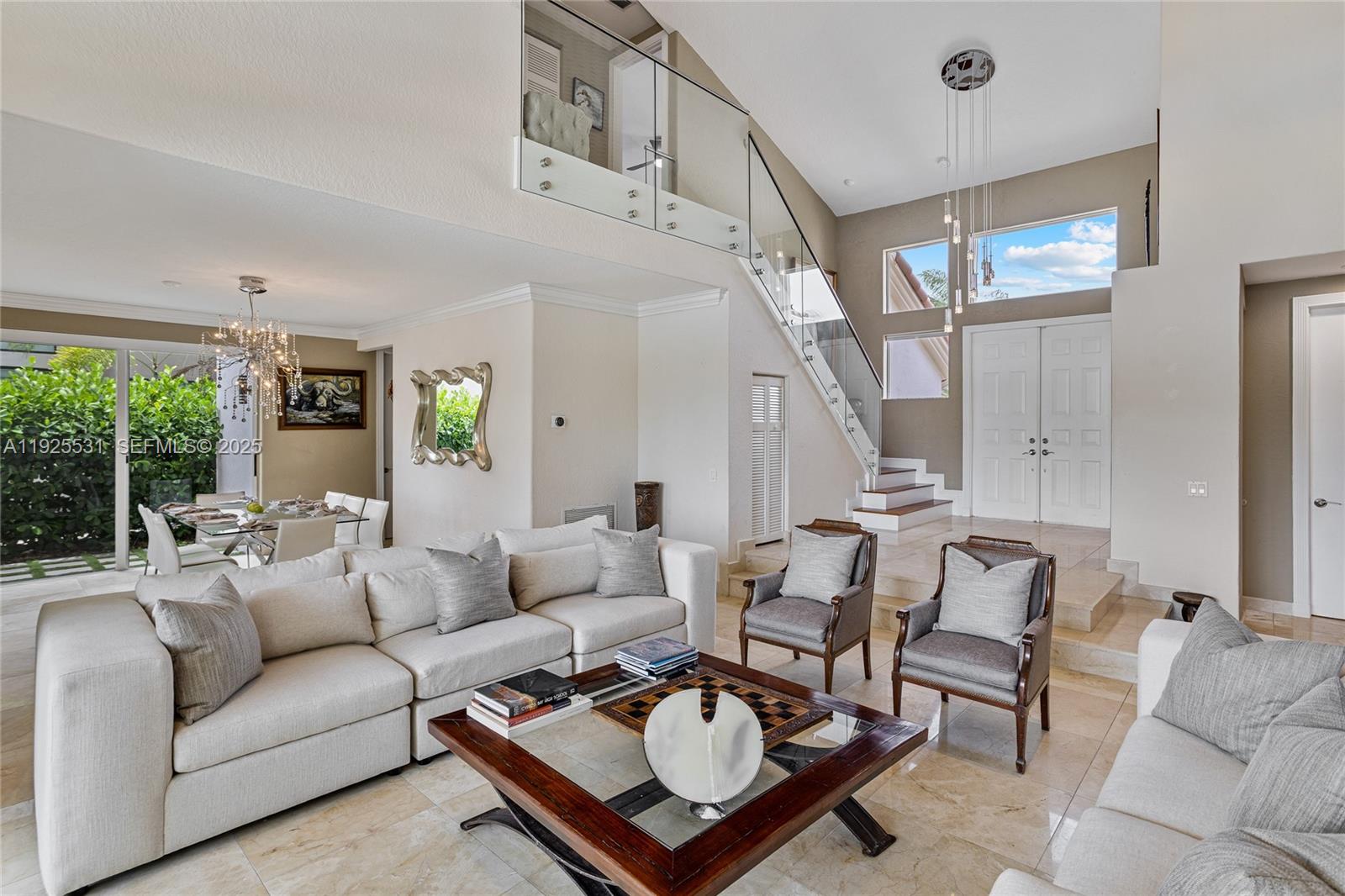 2706 Oakmont Weston, FL 33332