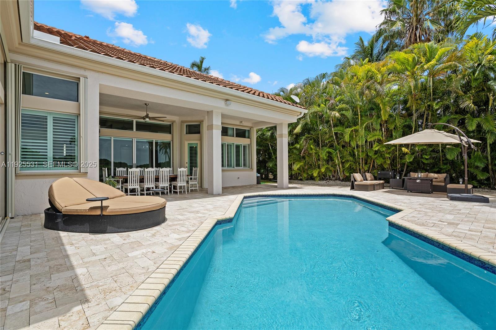 2706 Oakmont Weston, FL 33332