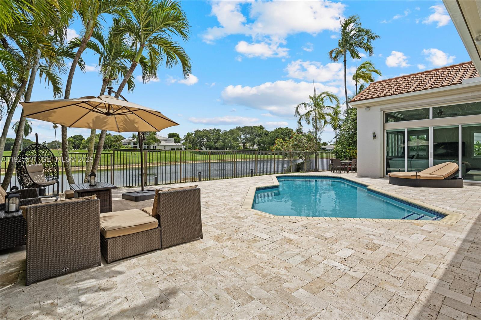 2706 Oakmont Weston, FL 33332