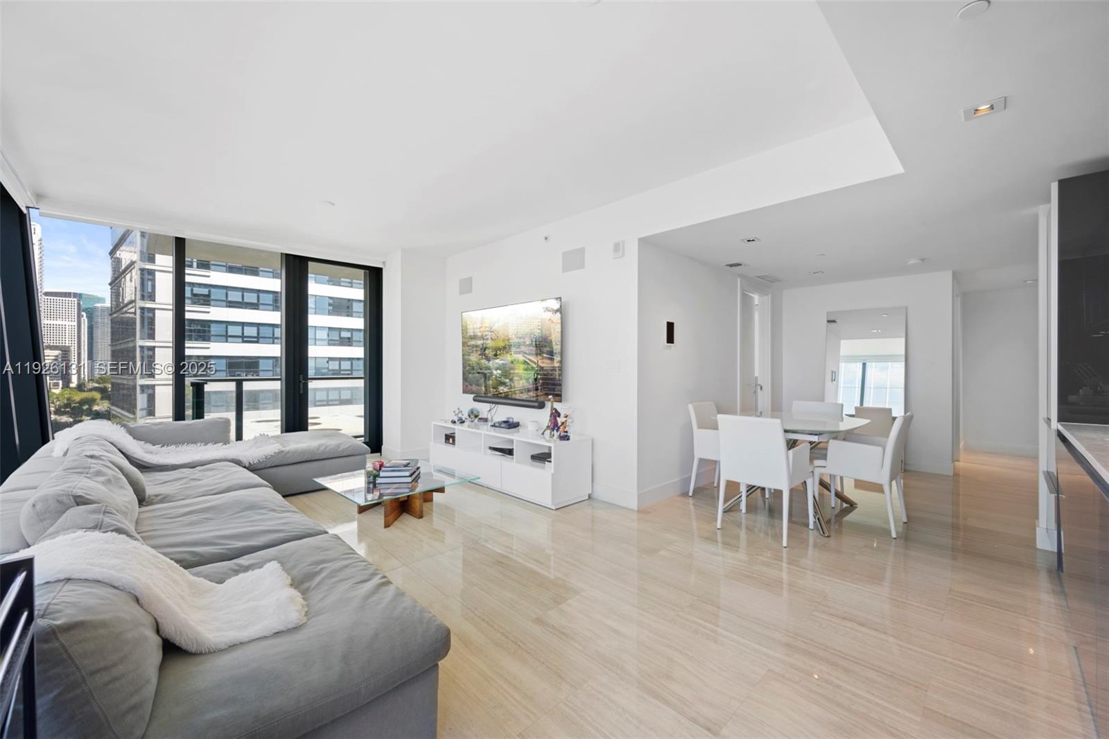 1451 Brickell Ave #1106 Miami, FL 33131