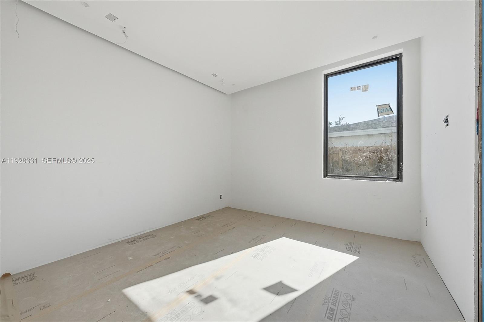 19610 NE 19th Pl Miami, FL 33179