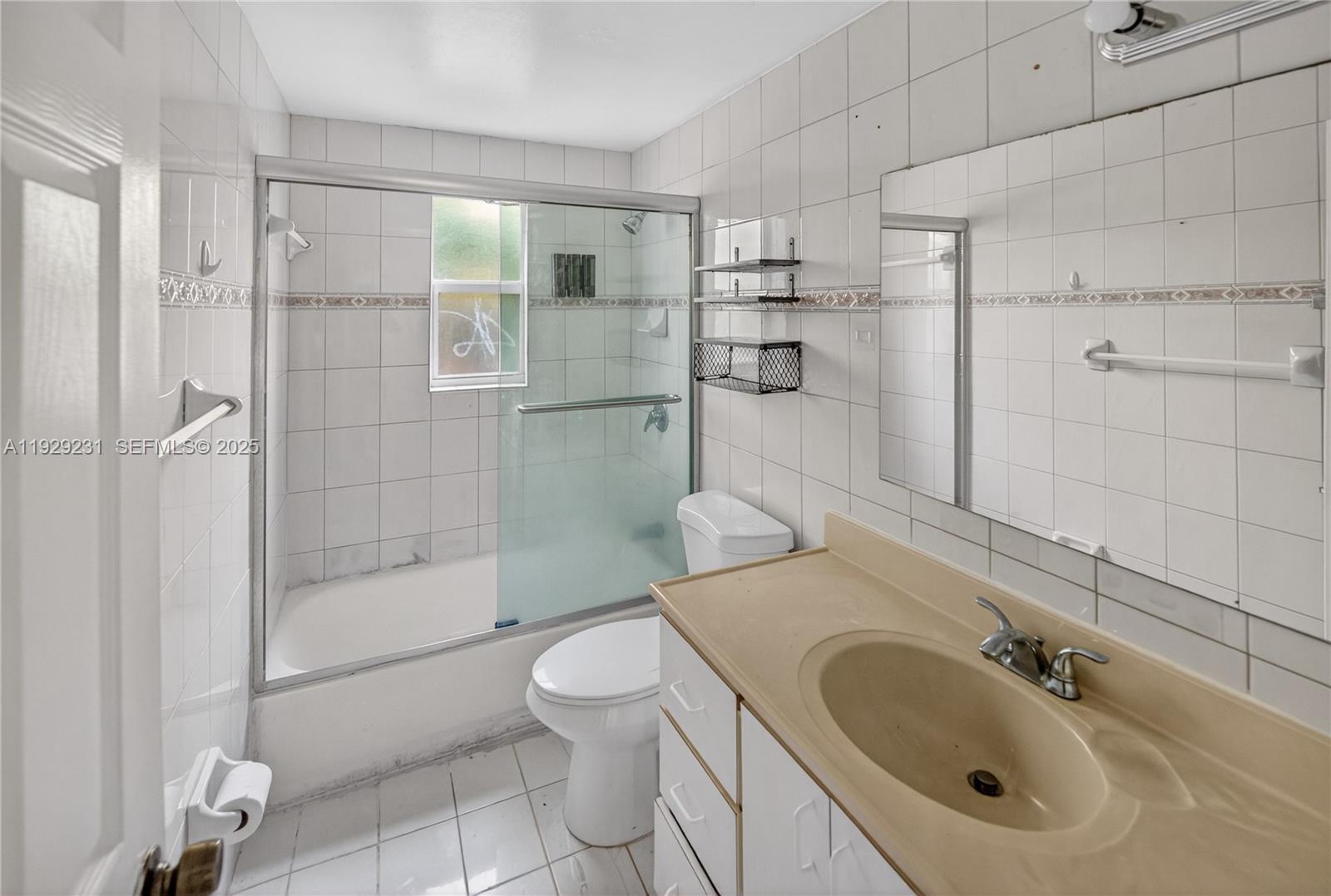 1220 Marseille Dr #5 Miami Beach, FL 33141