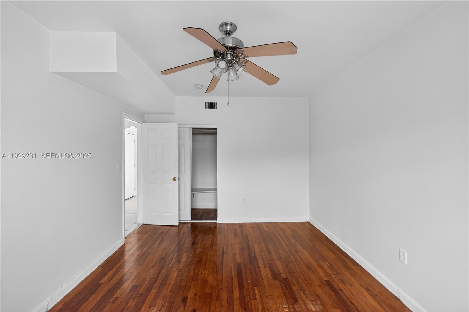 1220 Marseille Dr #5 Miami Beach, FL 33141