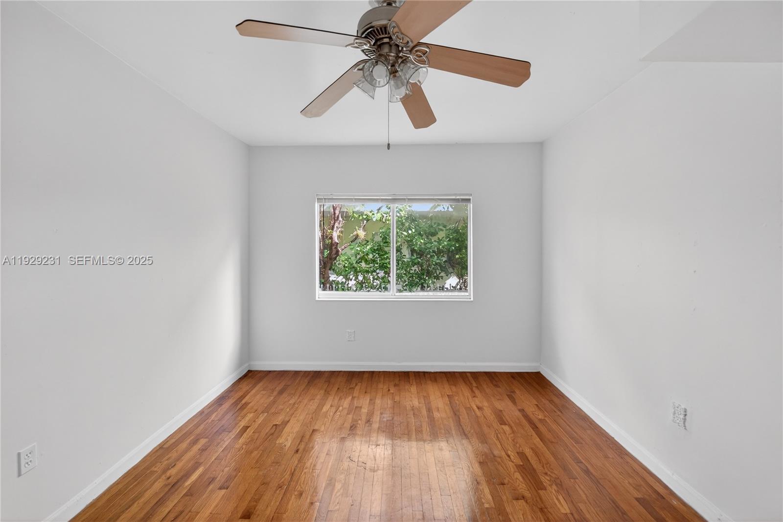 1220 Marseille Dr #5 Miami Beach, FL 33141