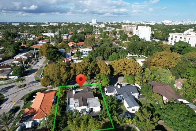 2818 SW 19th St Miami, FL 33145