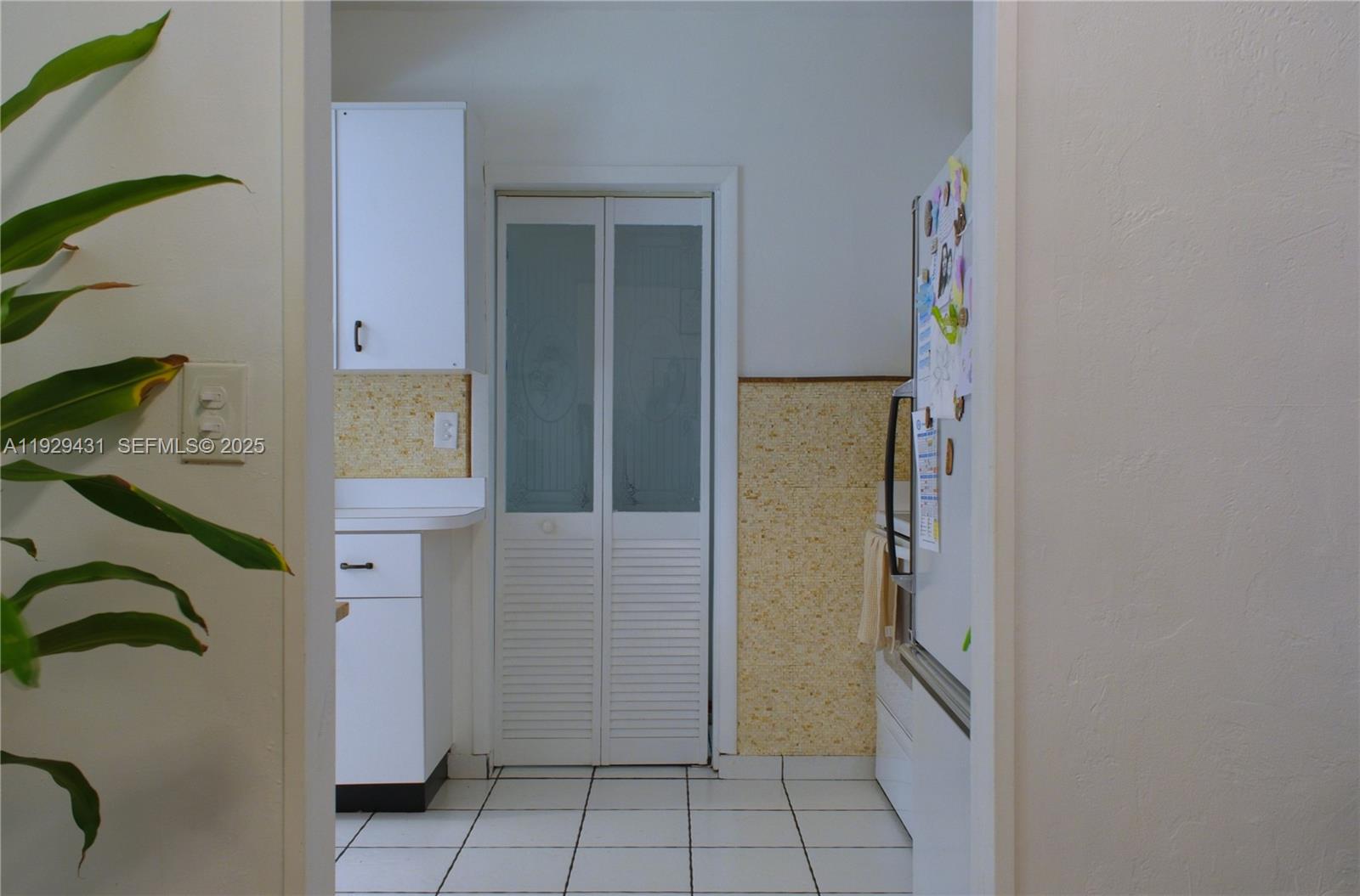 2818 SW 19th St Miami, FL 33145