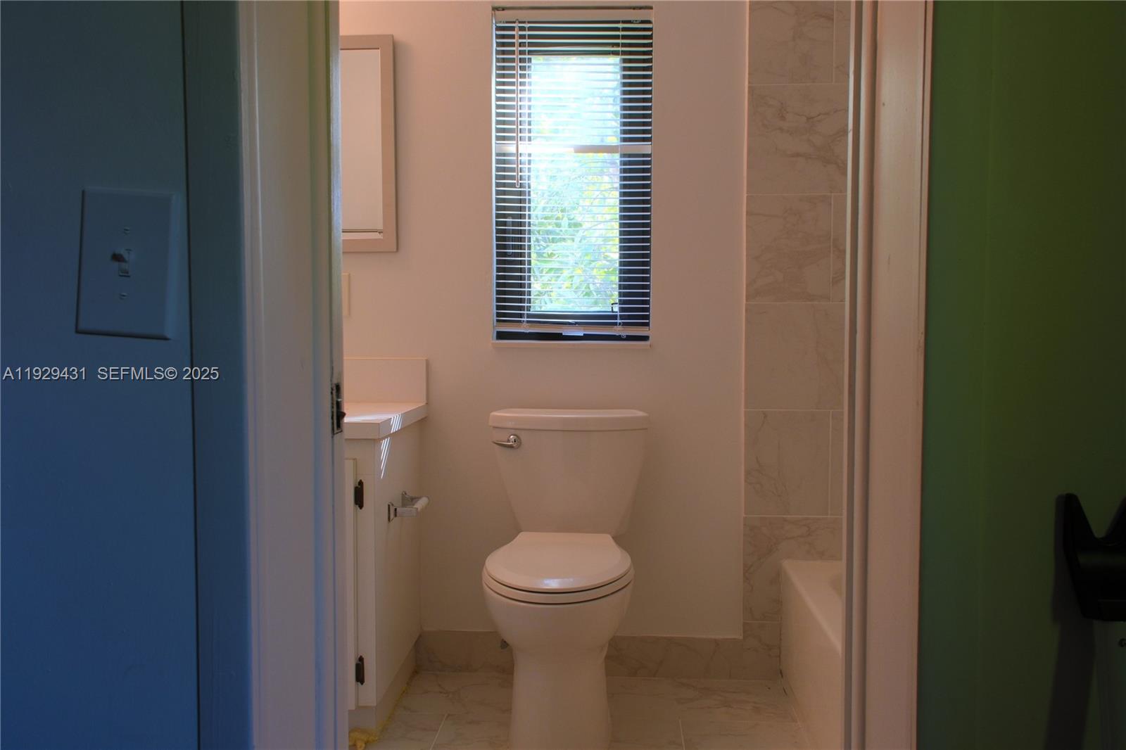 2818 SW 19th St Miami, FL 33145