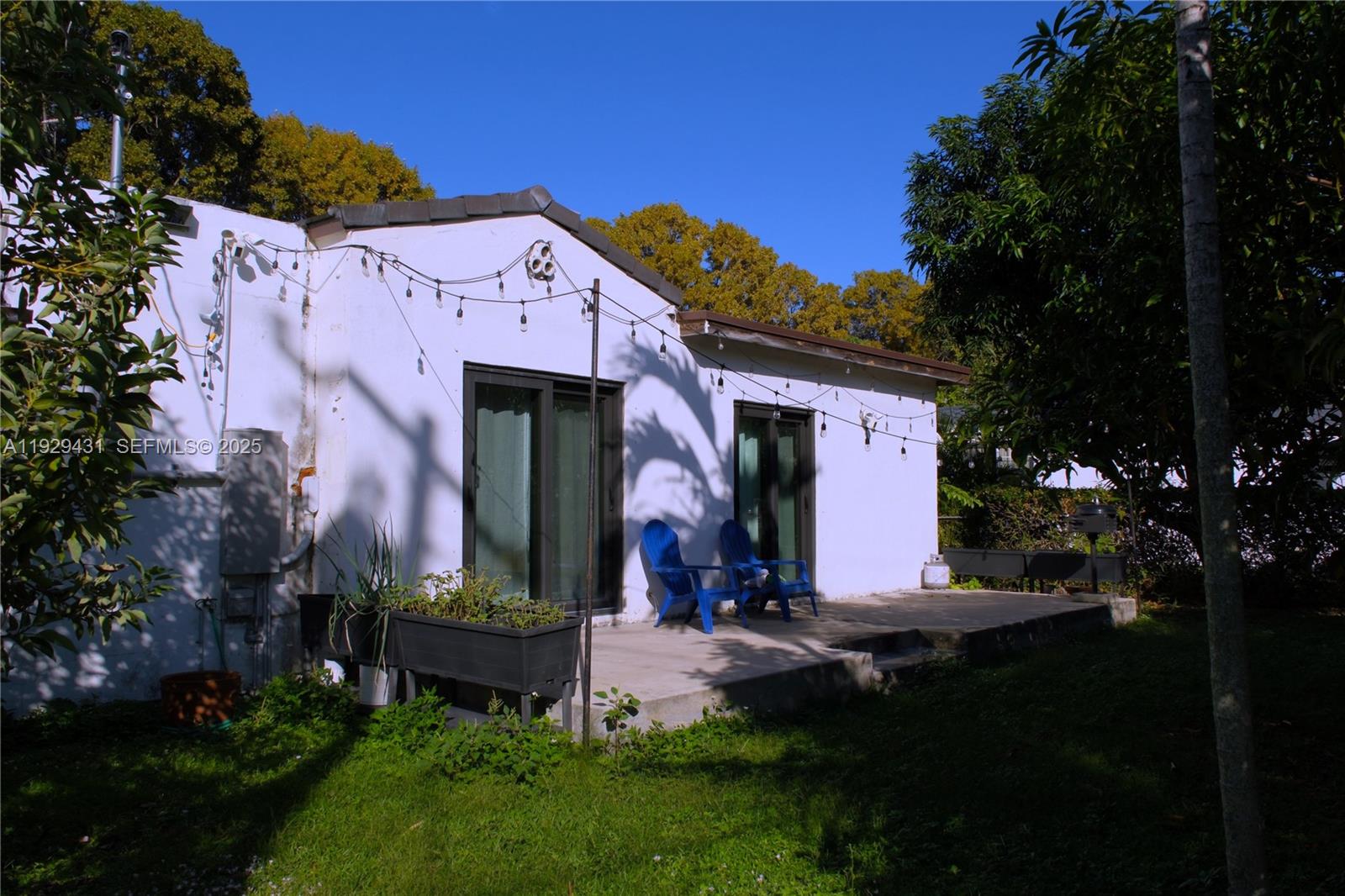 2818 SW 19th St Miami, FL 33145