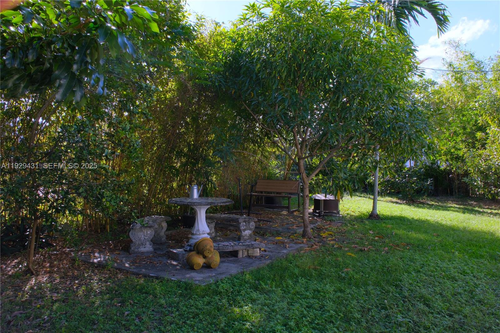 2818 SW 19th St Miami, FL 33145