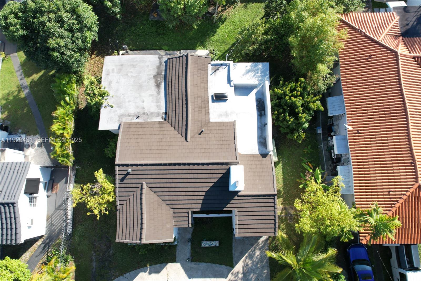 2818 SW 19th St Miami, FL 33145