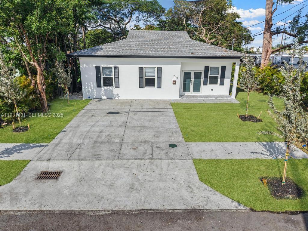 755 NW 83rd St Miami, FL 33150