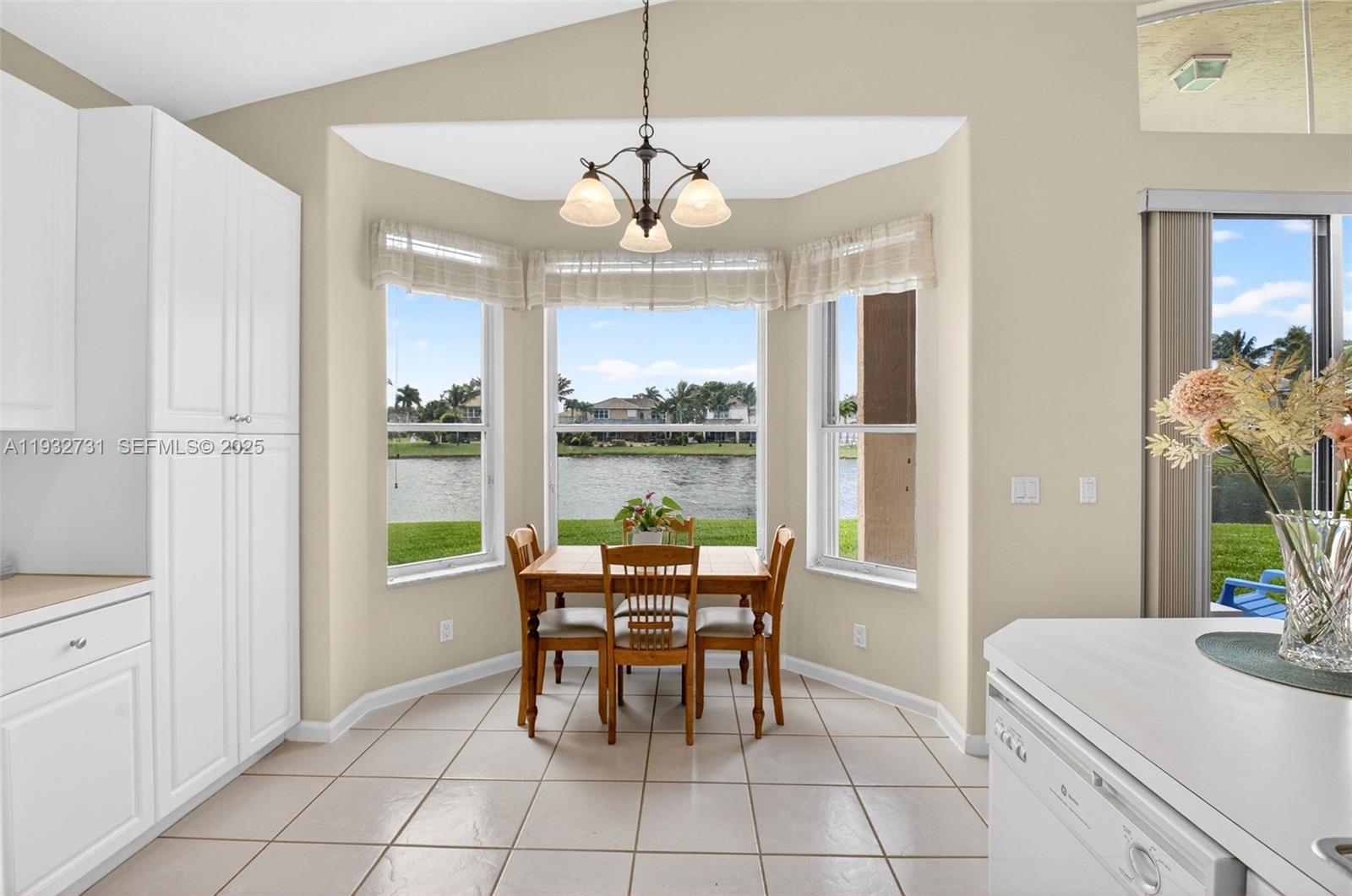 6595 Jackie Way Lake Worth, FL 33467