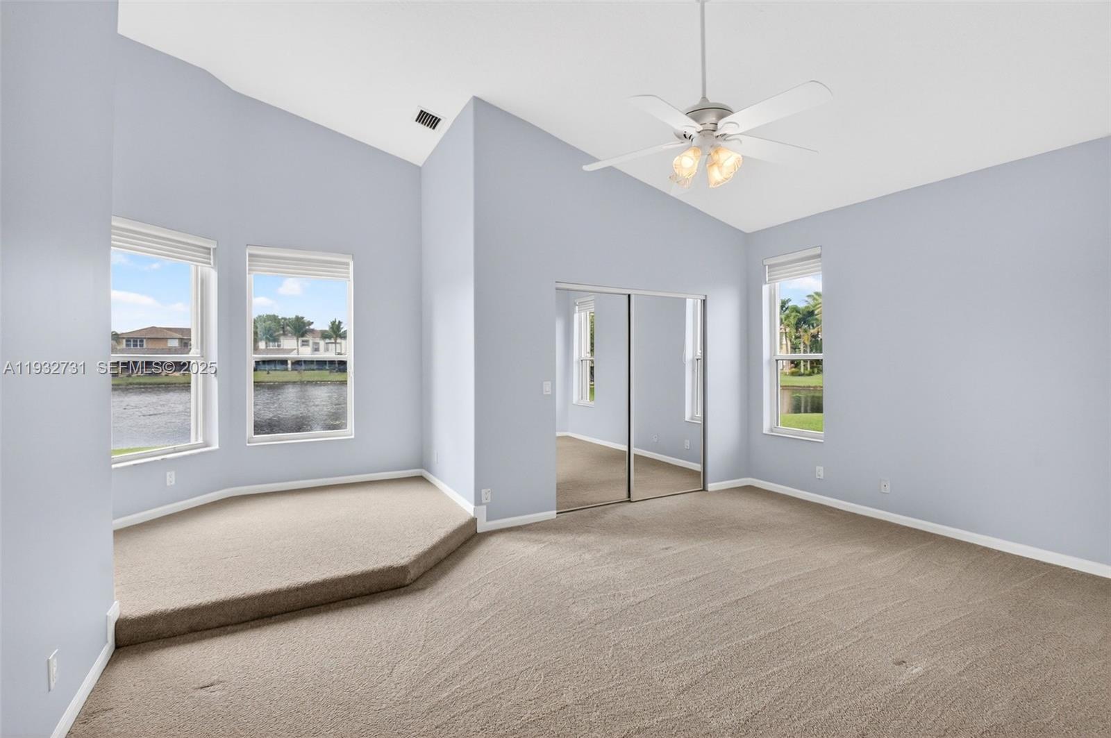 6595 Jackie Way Lake Worth, FL 33467