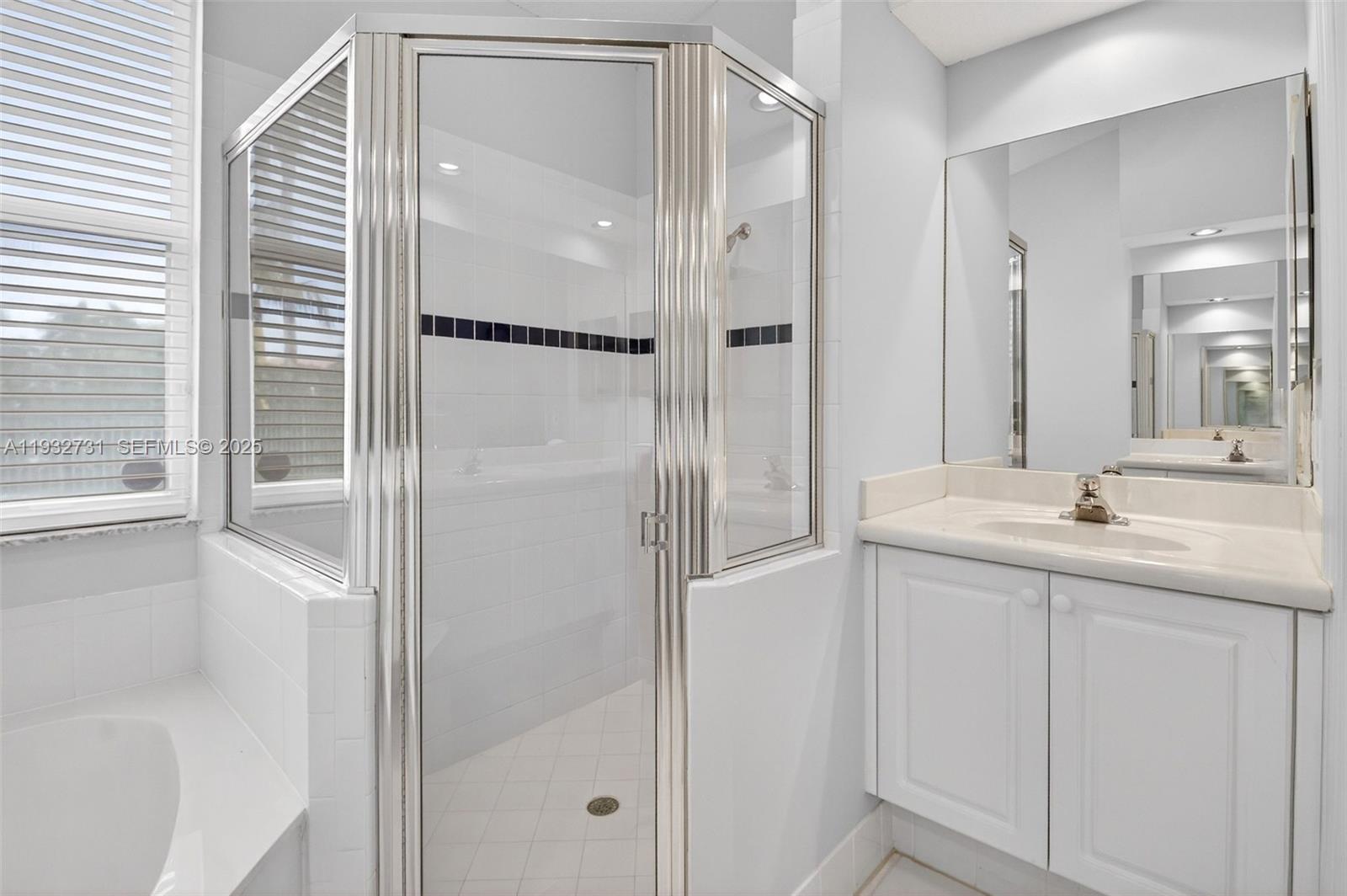 6595 Jackie Way Lake Worth, FL 33467