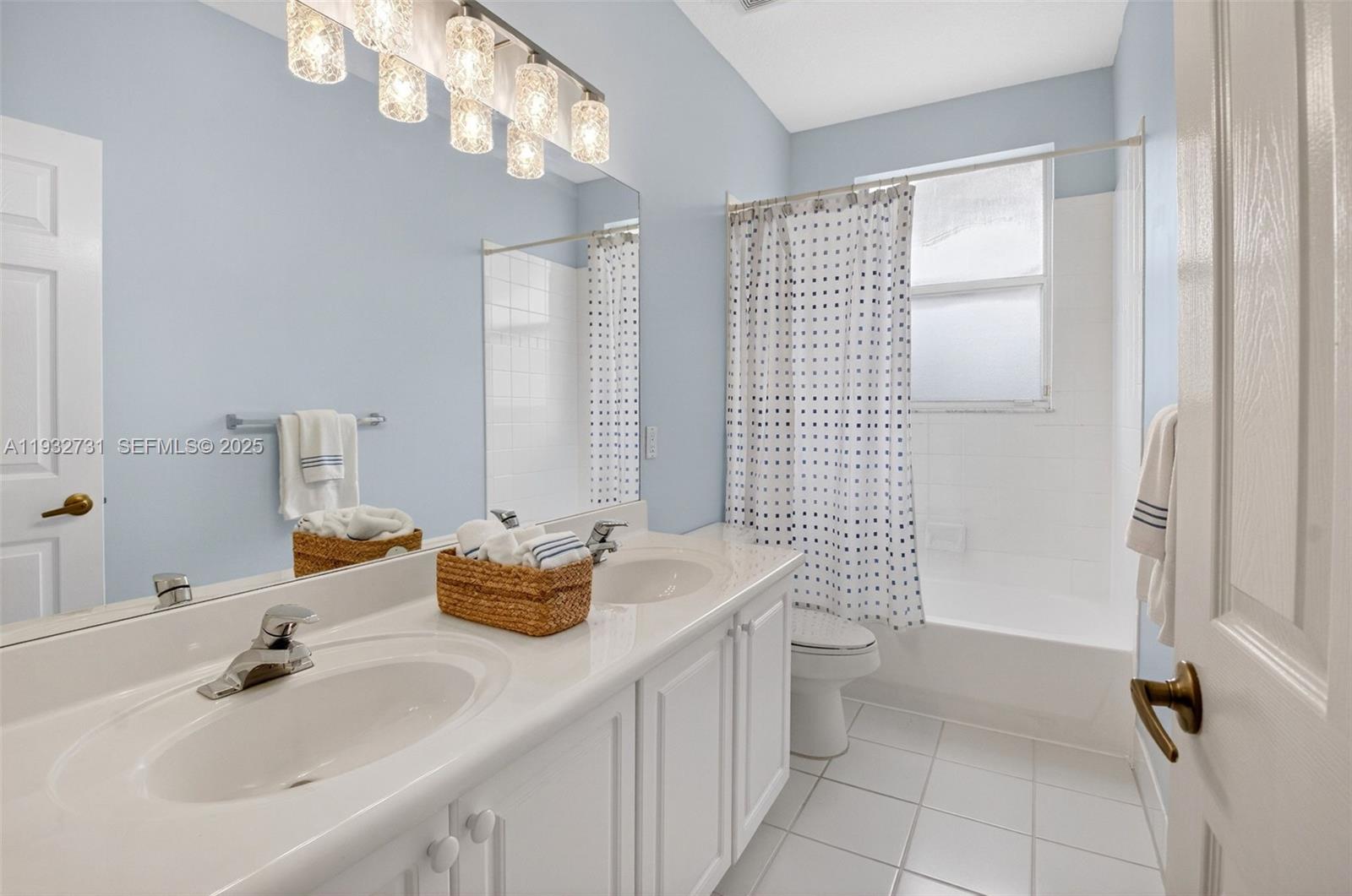 6595 Jackie Way Lake Worth, FL 33467