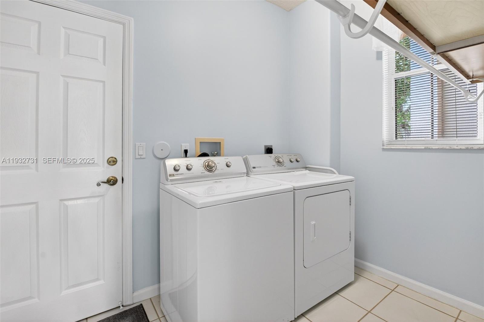 6595 Jackie Way Lake Worth, FL 33467