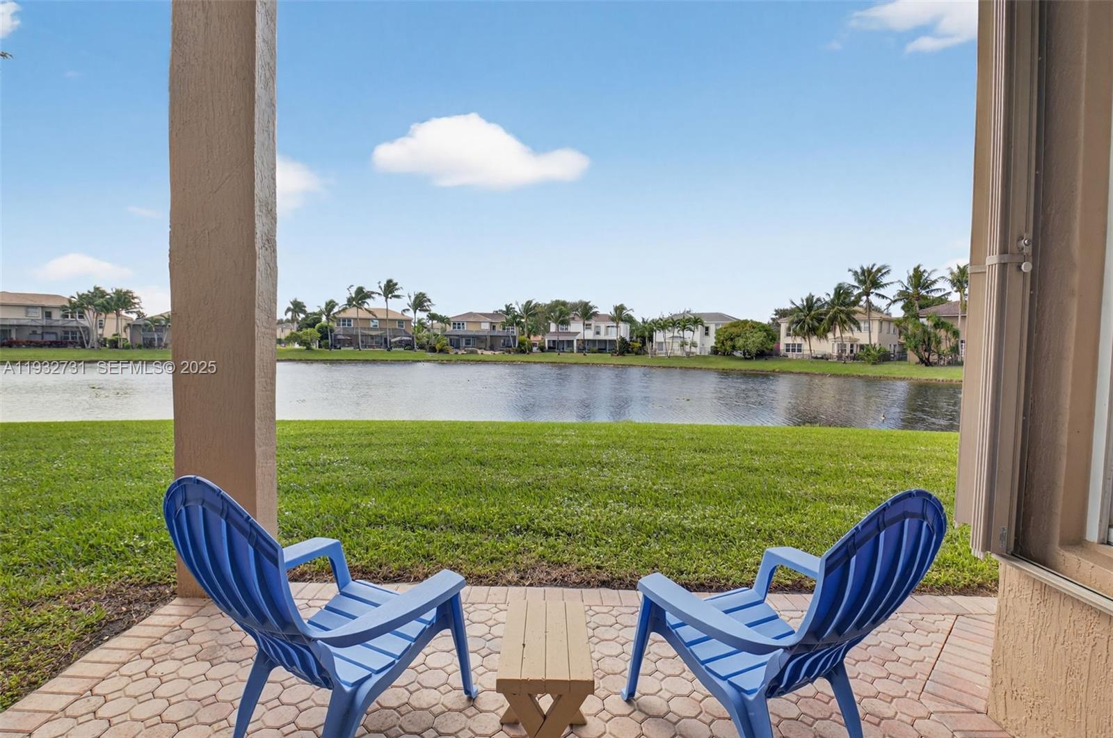 6595 Jackie Way Lake Worth, FL 33467