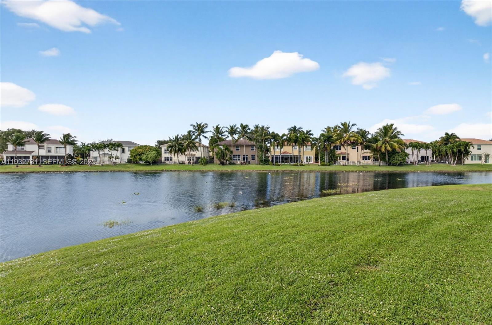 6595 Jackie Way Lake Worth, FL 33467