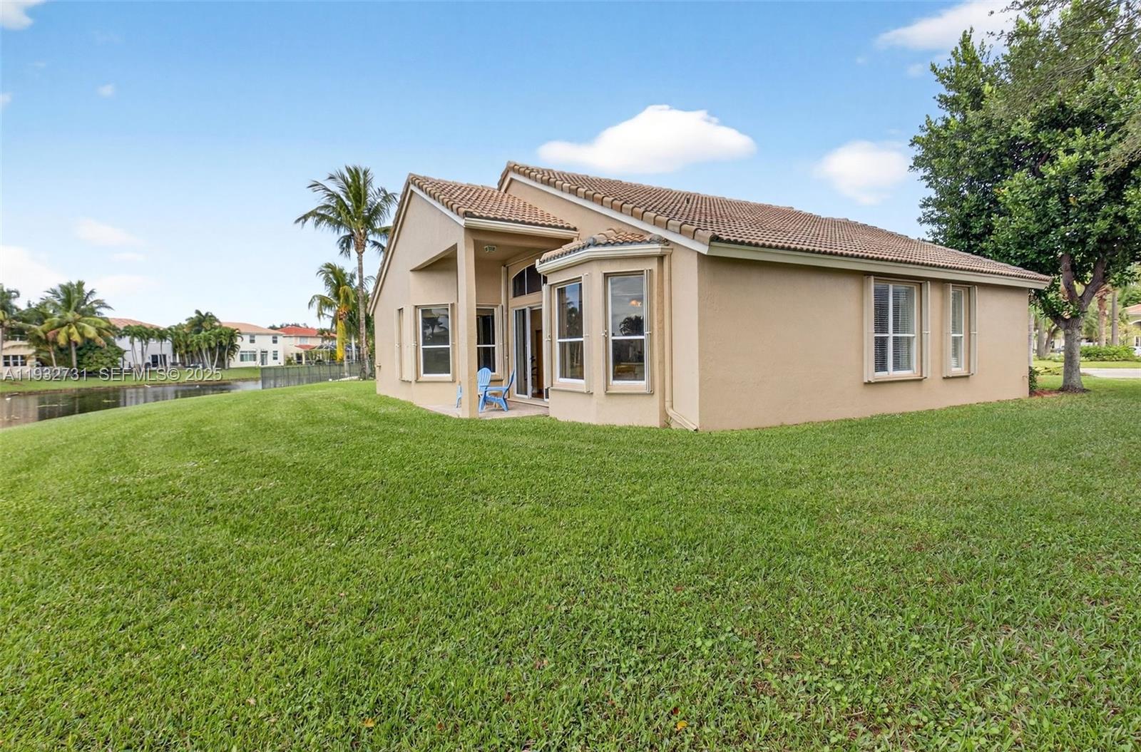 6595 Jackie Way Lake Worth, FL 33467