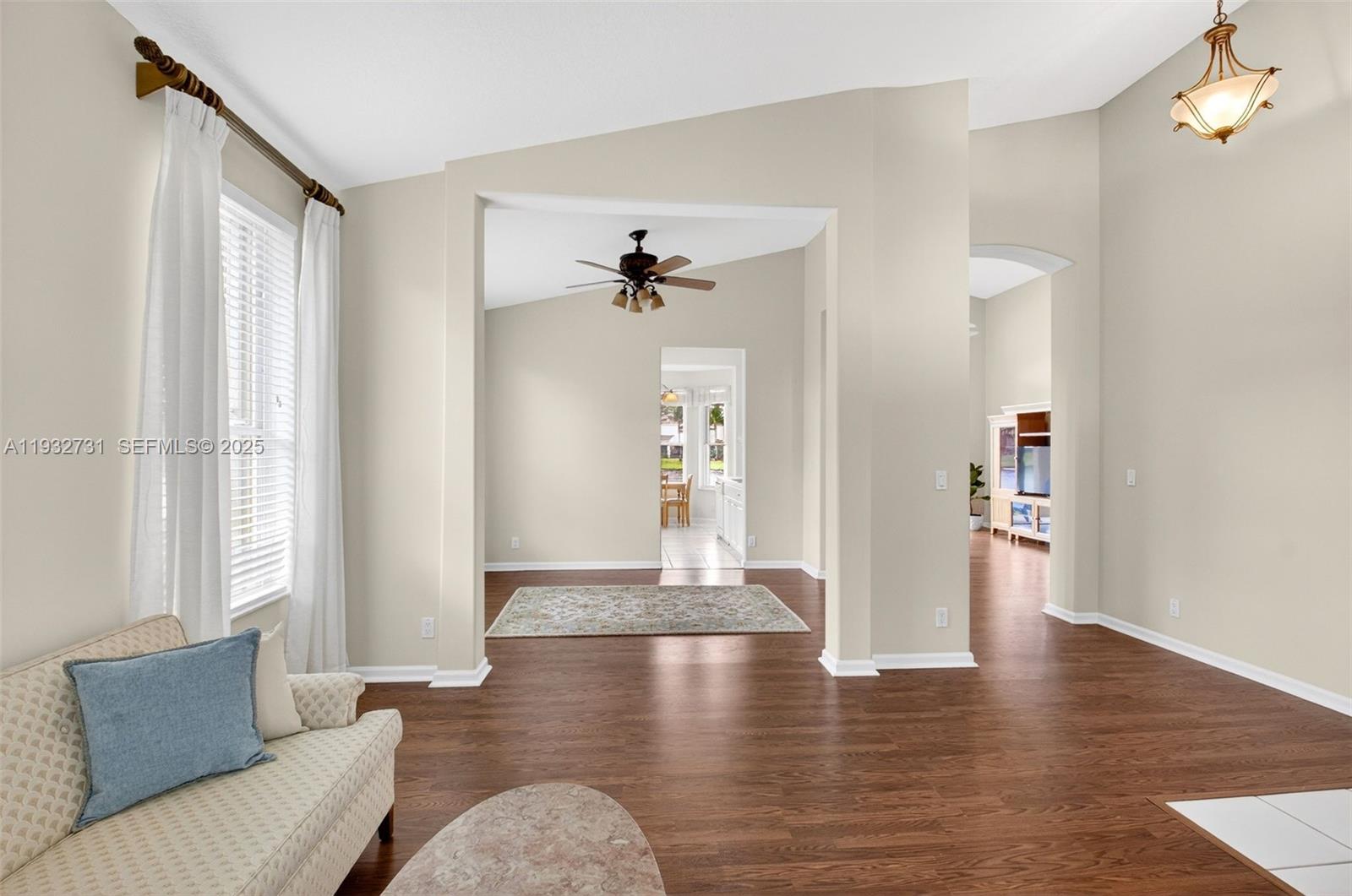 6595 Jackie Way Lake Worth, FL 33467