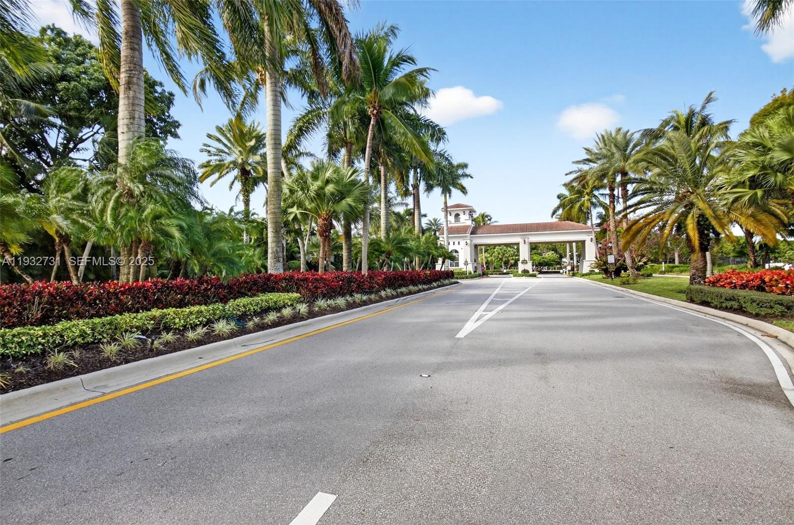 6595 Jackie Way Lake Worth, FL 33467