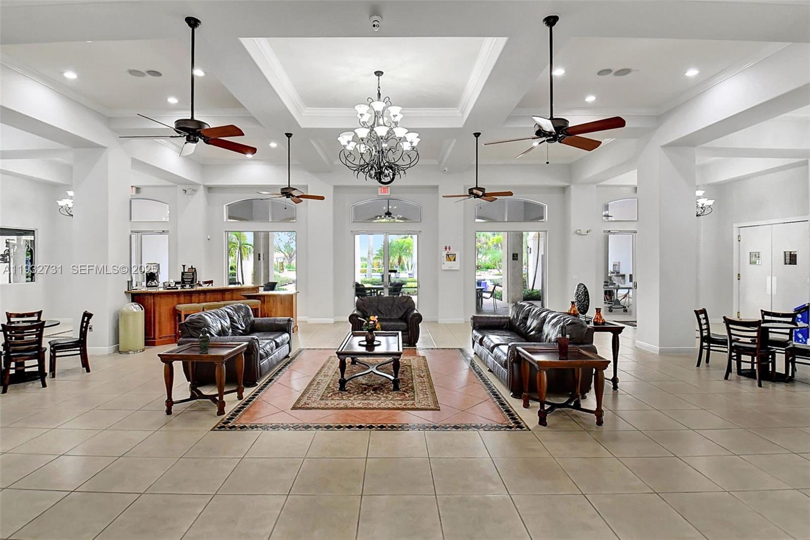 6595 Jackie Way Lake Worth, FL 33467