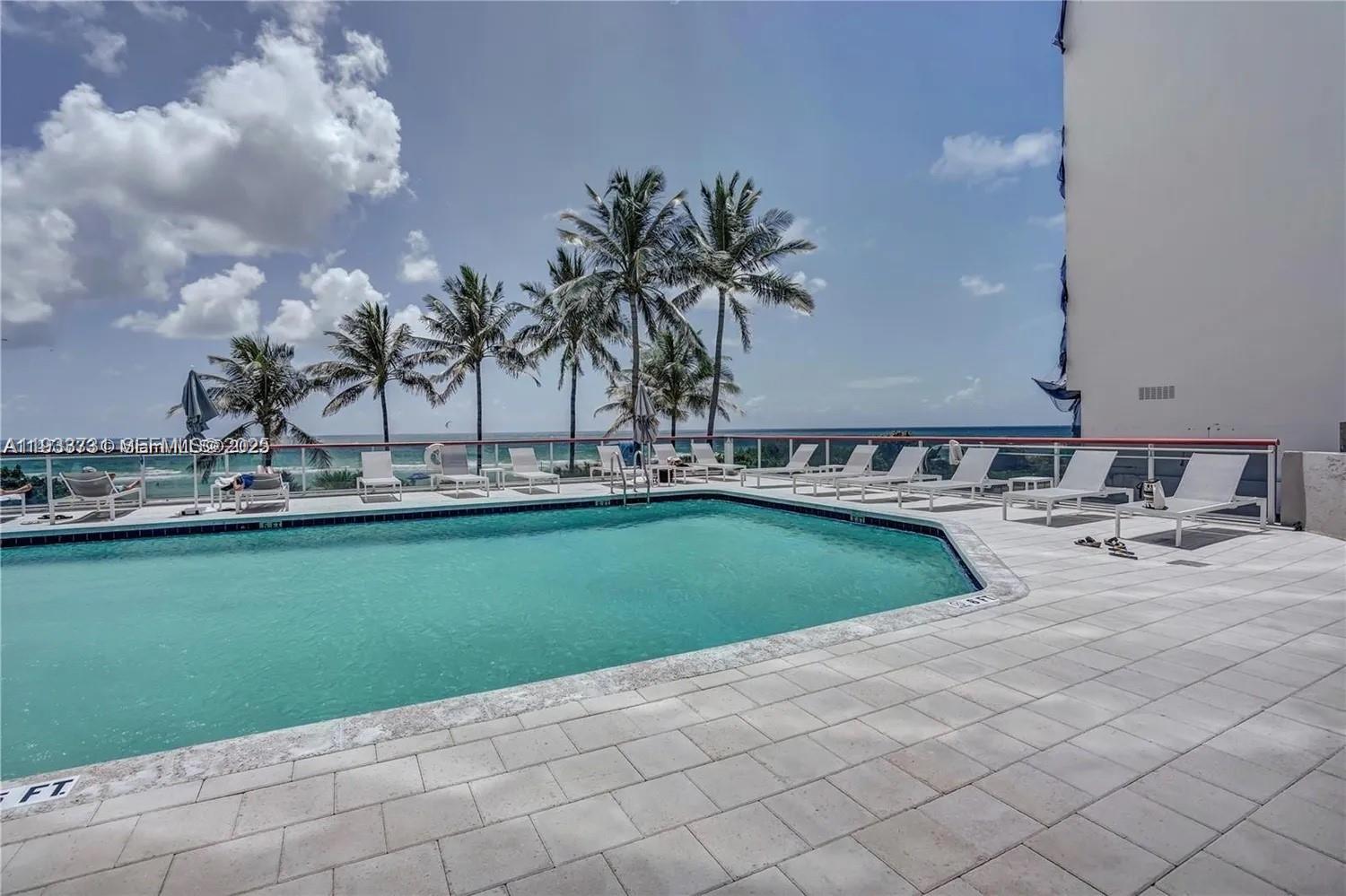 6767 Collins #901 Miami Beach, FL 33141