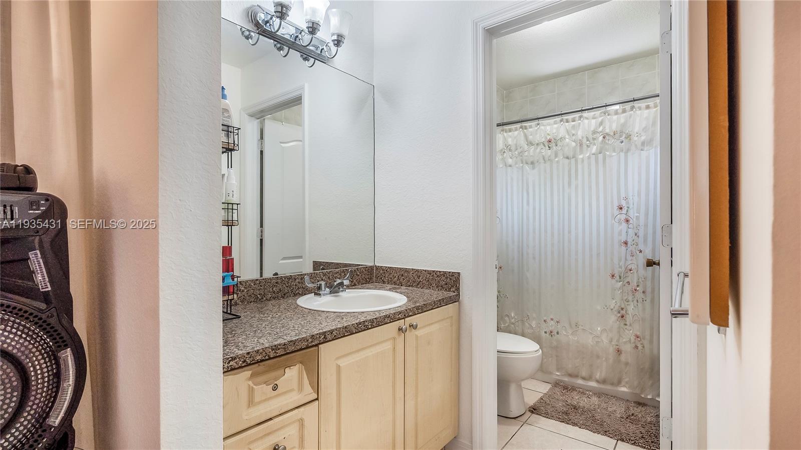 3815 NW 13th Ave Miami, FL 33142