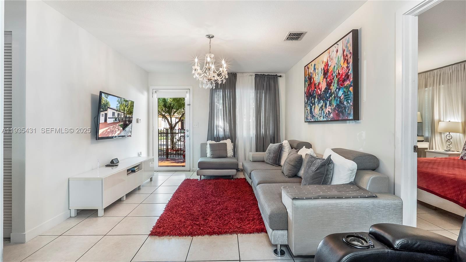 3815 NW 13th Ave Miami, FL 33142