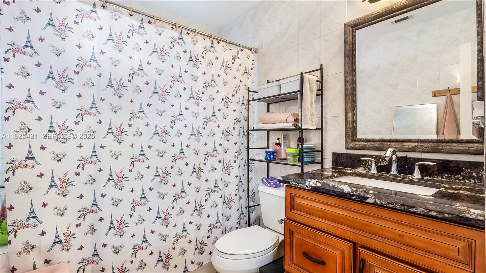 3815 NW 13th Ave Miami, FL 33142