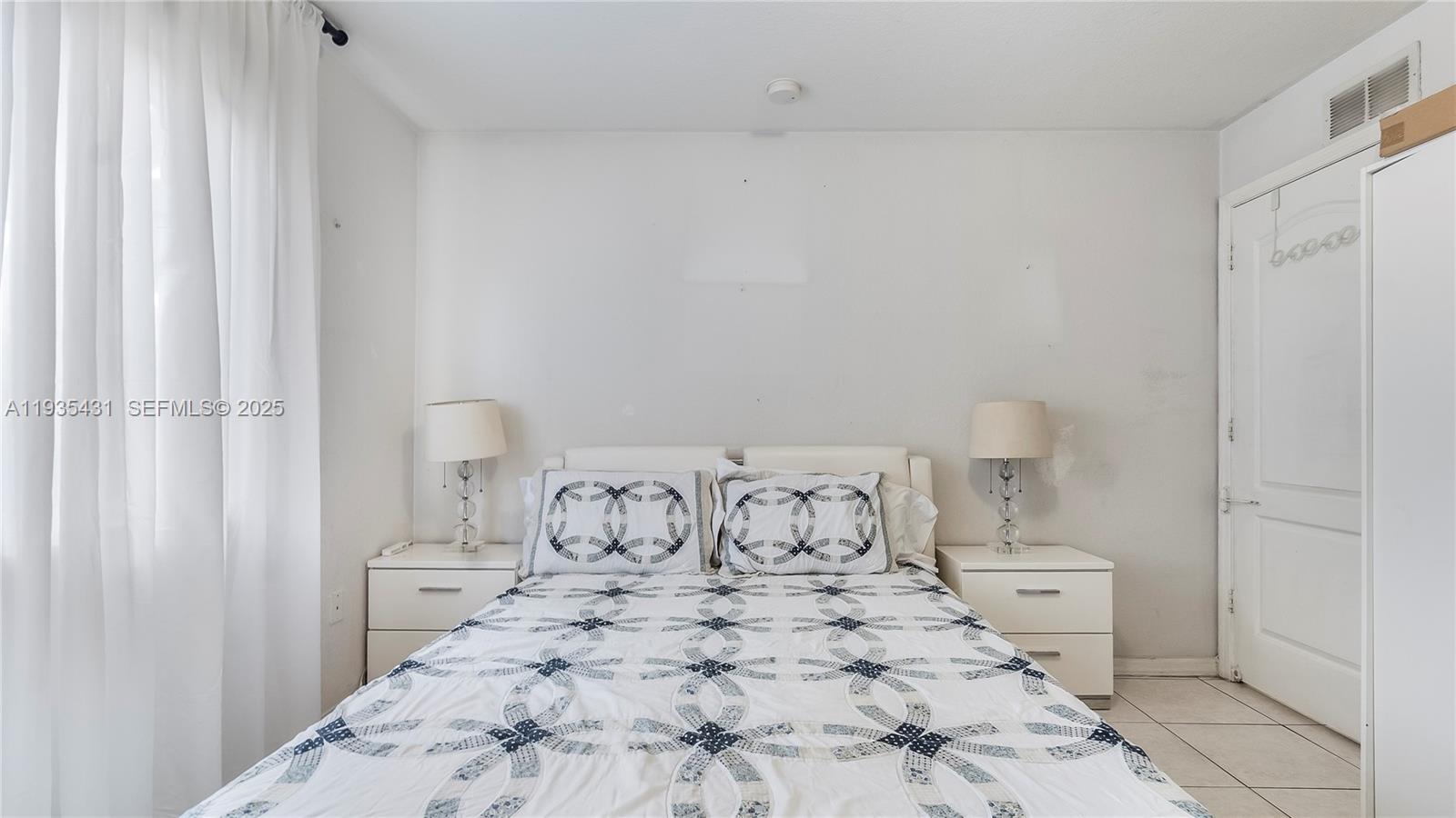 3815 NW 13th Ave Miami, FL 33142