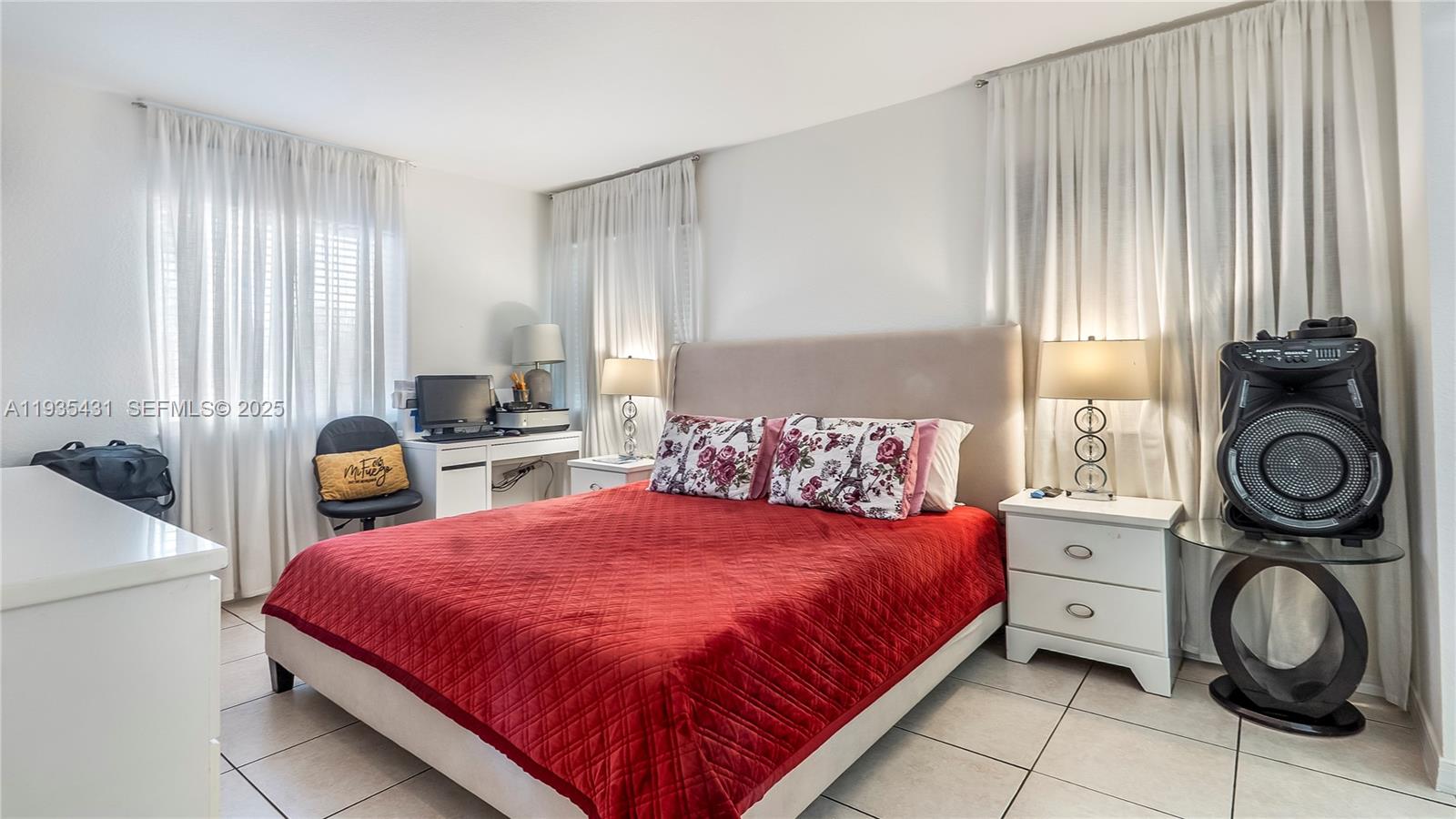 3815 NW 13th Ave Miami, FL 33142