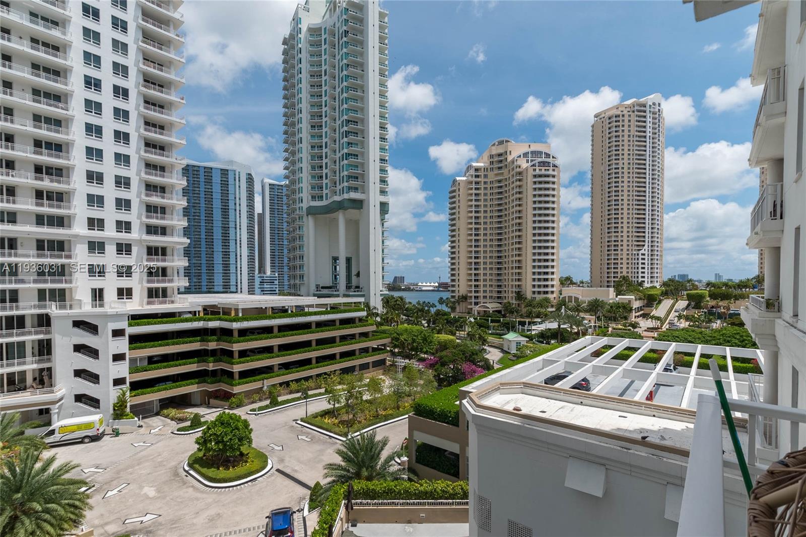 701 Brickell Key Blvd #808 Miami, FL 33131