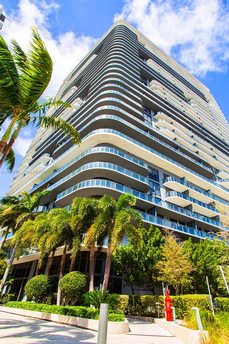 121 NE 34th St #2616 Miami, FL 33137