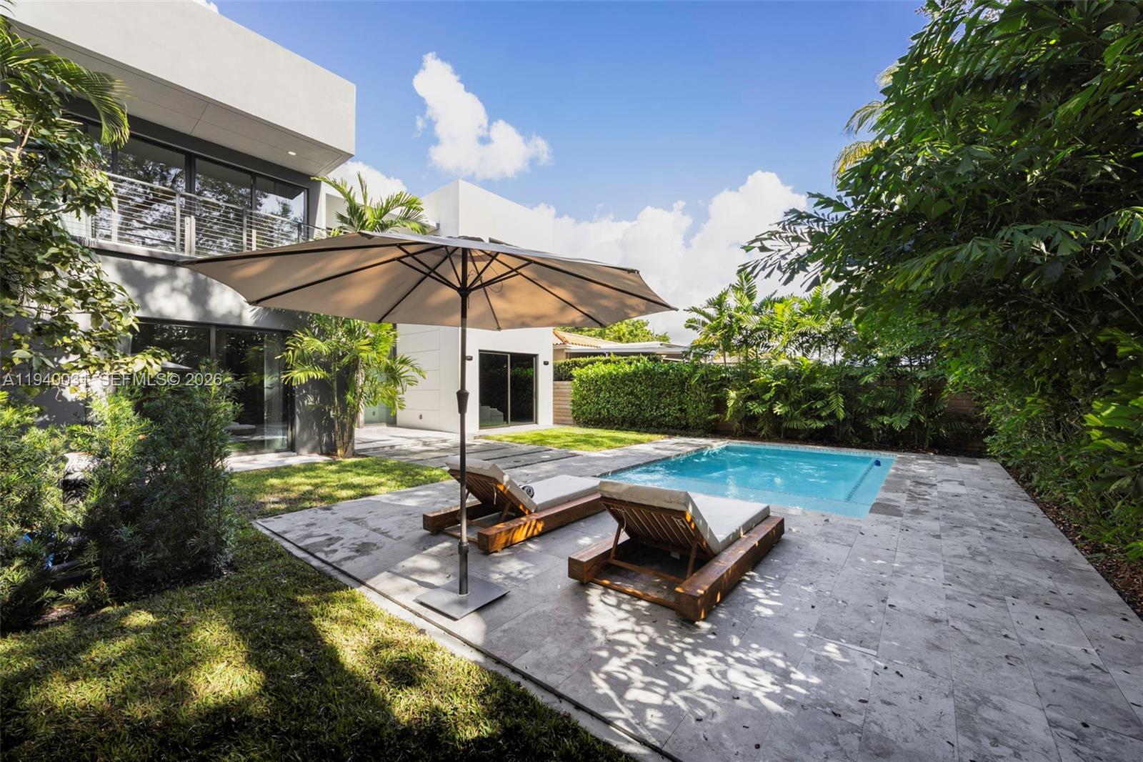 2990 SW 20th St Miami, FL 33145