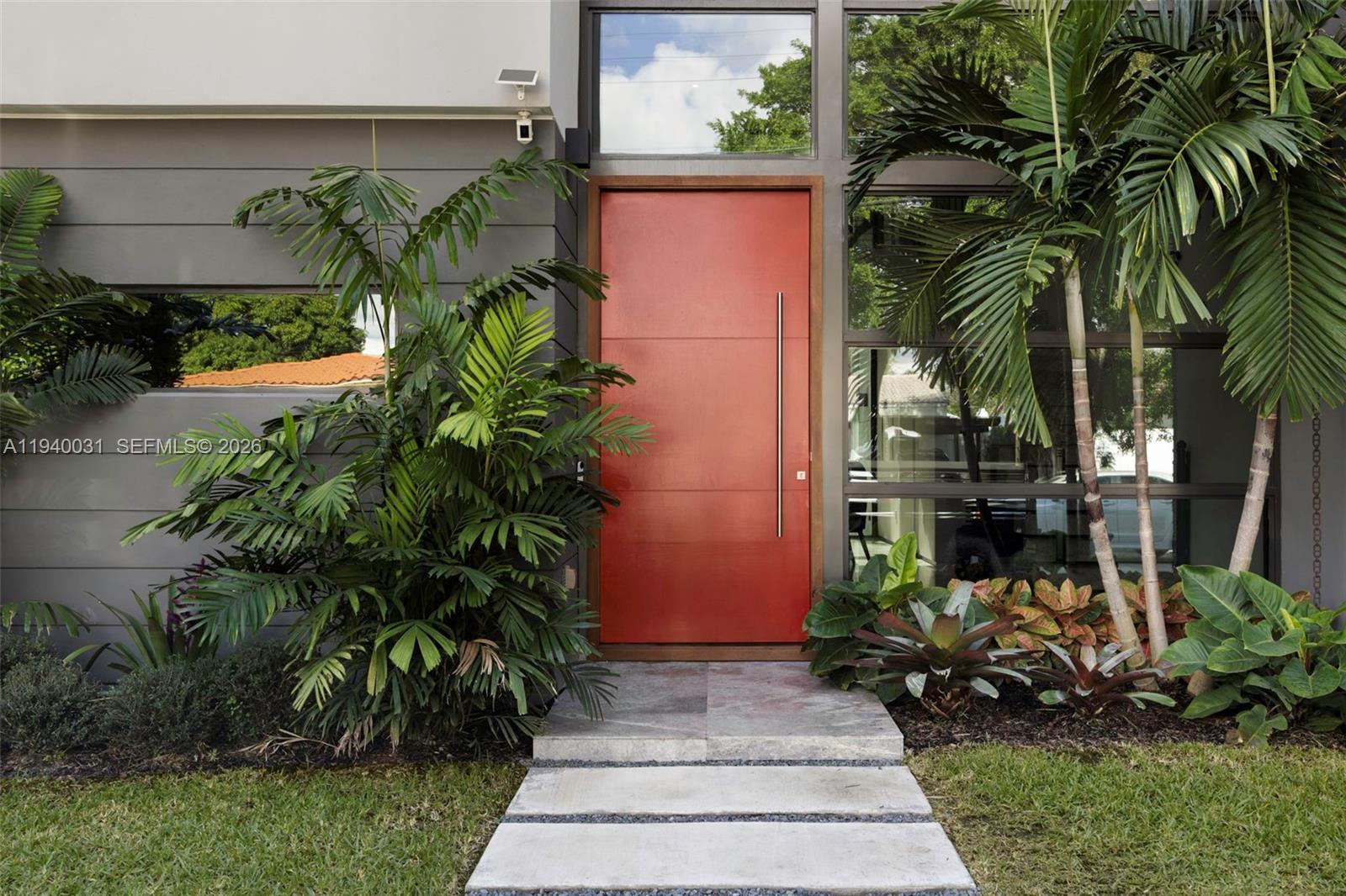 2990 SW 20th St Miami, FL 33145