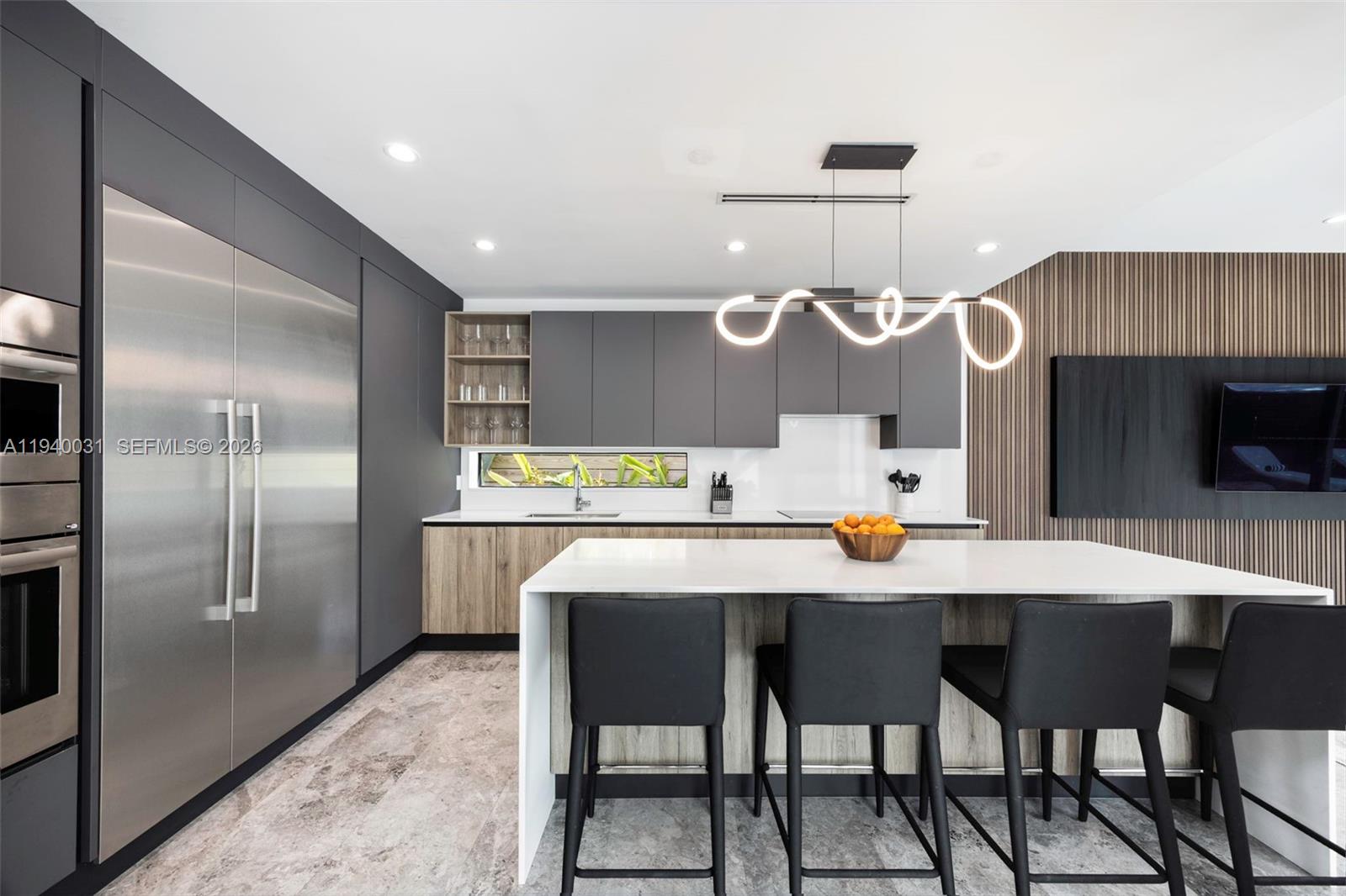 2990 SW 20th St Miami, FL 33145