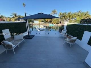 1955 NE 123rd St North Miami, FL 33181