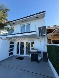 1955 NE 123rd St North Miami, FL 33181