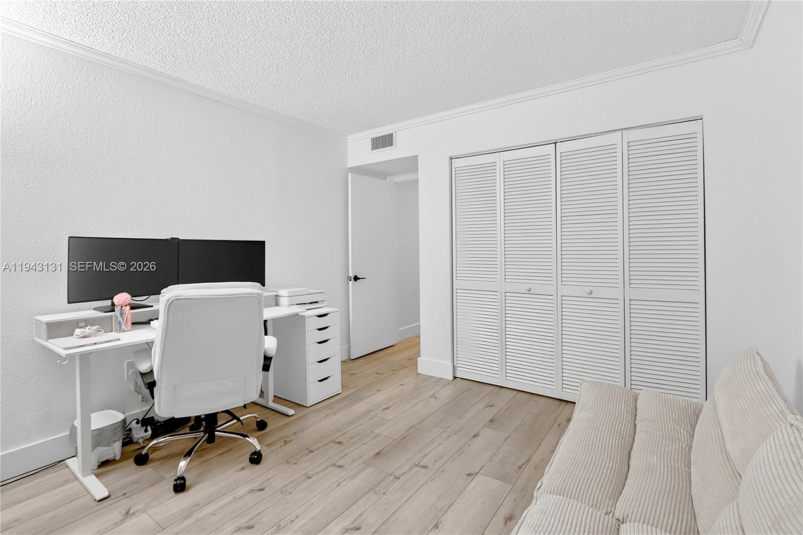 6902 N Kendall Dr #E101 Pinecrest, FL 33156