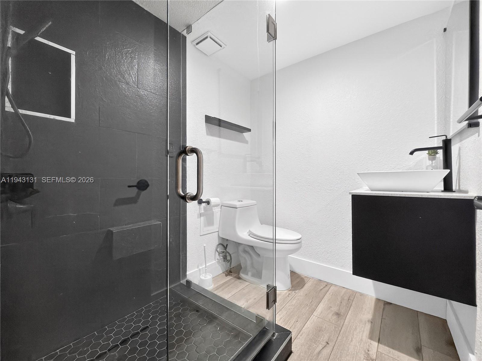 6902 N Kendall Dr #E101 Pinecrest, FL 33156