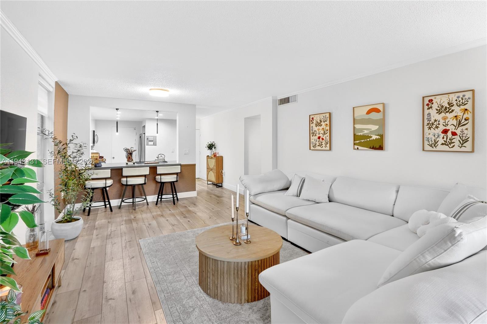 6902 N Kendall Dr #E101 Pinecrest, FL 33156