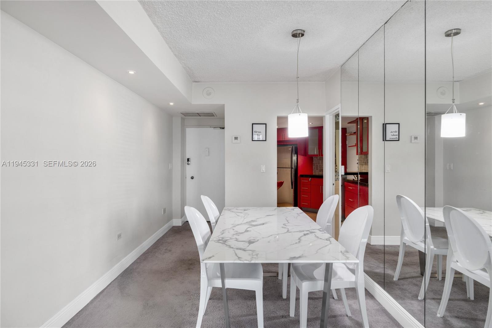 801 Brickell Bay Dr #1262 Miami, FL 33131