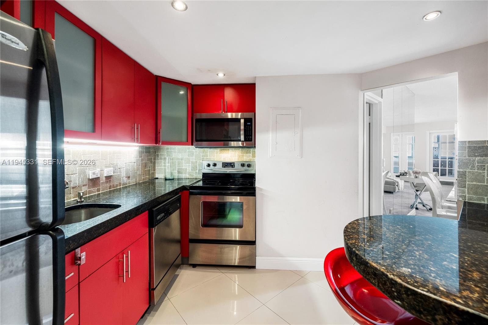 801 Brickell Bay Dr #1262 Miami, FL 33131