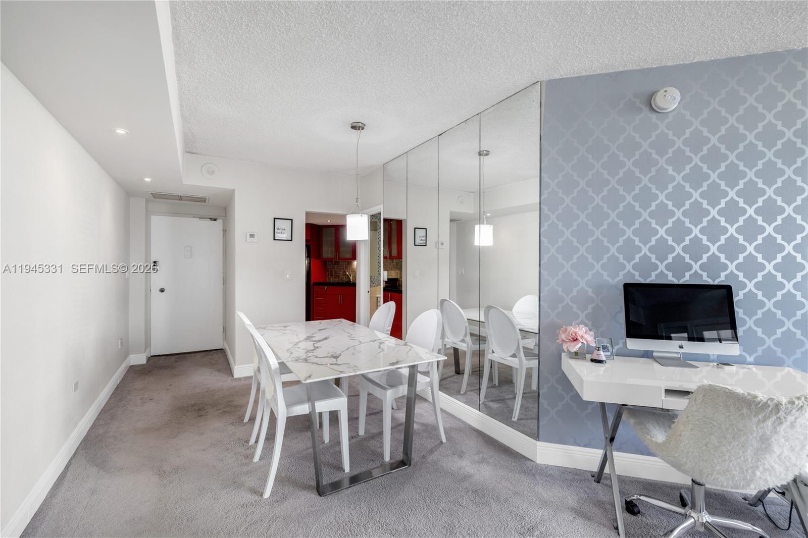 801 Brickell Bay Dr #1262 Miami, FL 33131